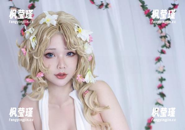 最新的Hana Bunny穿星野爱内衣的cos，真让人无言以对